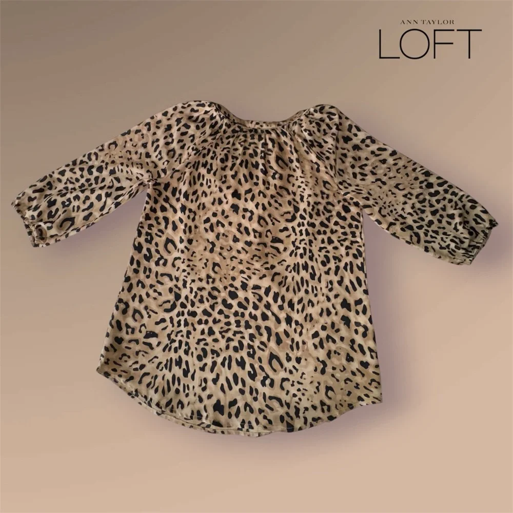🛍️SALE🛍️ Ann Taylor LOFT Leopard Print Blouse - Picture 3 of 5